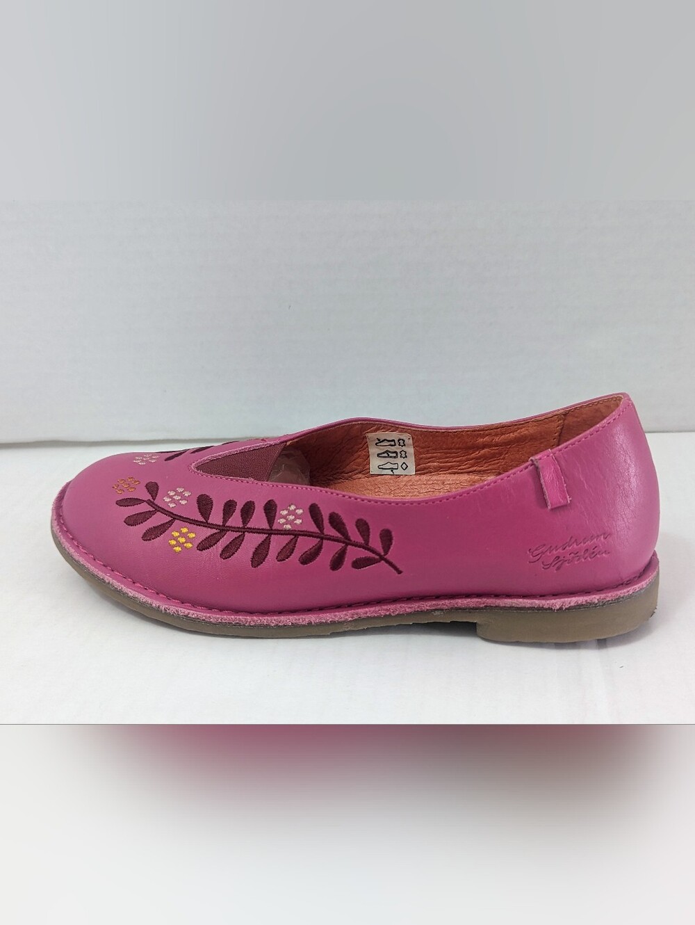 Gudrun Sjödén Embroidered Floral Pink Leather Slip on Shoes Size 37 (~6.5-7 US)